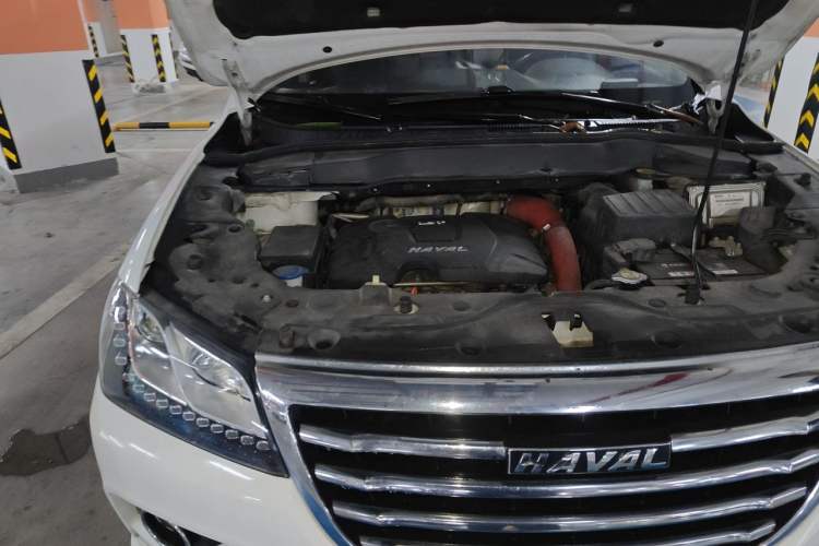 Used Haval H2 2016 Red-Label 1.5T Automatic Two-Wheel Drive Luxury Model Engine Bay Right