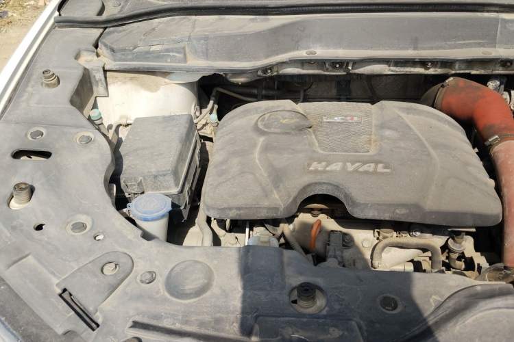 Used Haval H2 2016 Red Label 1.5T Automatic Two-Wheel Drive Elite Model Engine Bay Right