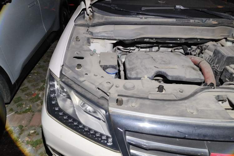 Used Haval H2 2016 Red Label 1.5T Manual Two-Wheel Drive Elite Model Engine Bay Right