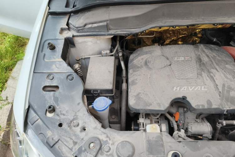 Used Haval H2 2016 Red Label 1.5T Manual Two-Wheel Drive Elite Model Engine Bay Right