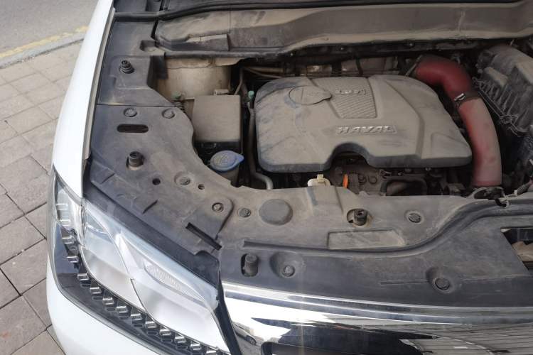 Used Haval H2 2016 Red Label 1.5T Automatic Two-Wheel Drive Prestige Model Engine Bay Right
