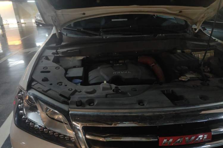 Used Haval H2 2016 Red-Label 1.5T Automatic Two-Wheel Drive Luxury Model Engine Bay Right