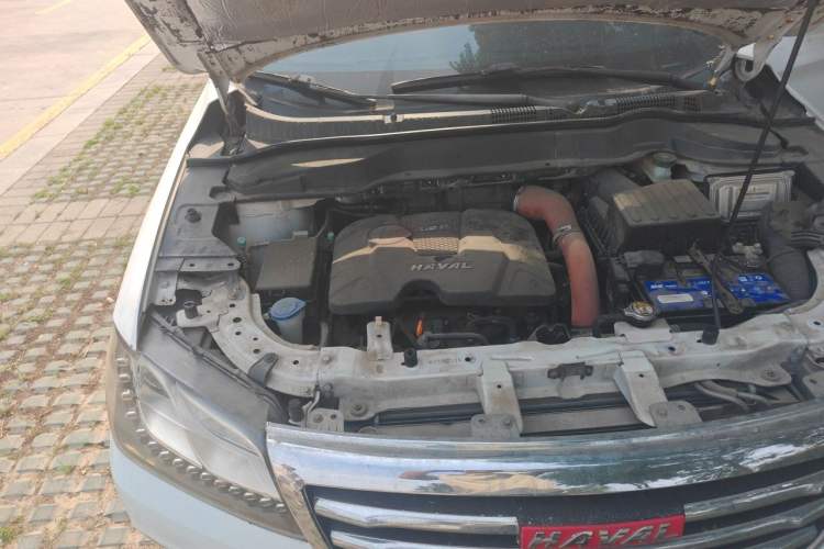 Used Haval H2 2016 Red-Label 1.5T Automatic Two-Wheel Drive Luxury Model Engine Bay Right