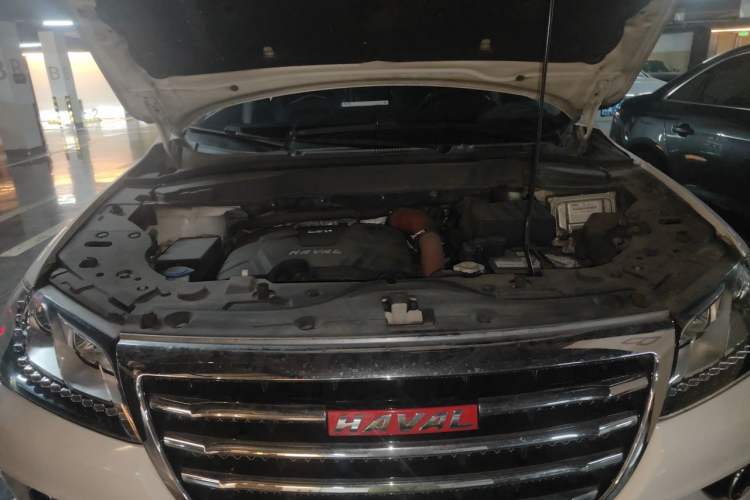 Used Haval H2 2016 Red-Label 1.5T Automatic Two-Wheel Drive Luxury Model Engine Bay