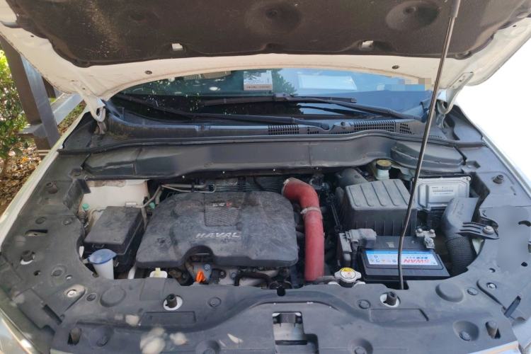 Used Haval H2 2016 Red-Label 1.5T Automatic Two-Wheel Drive Luxury Model Engine Bay