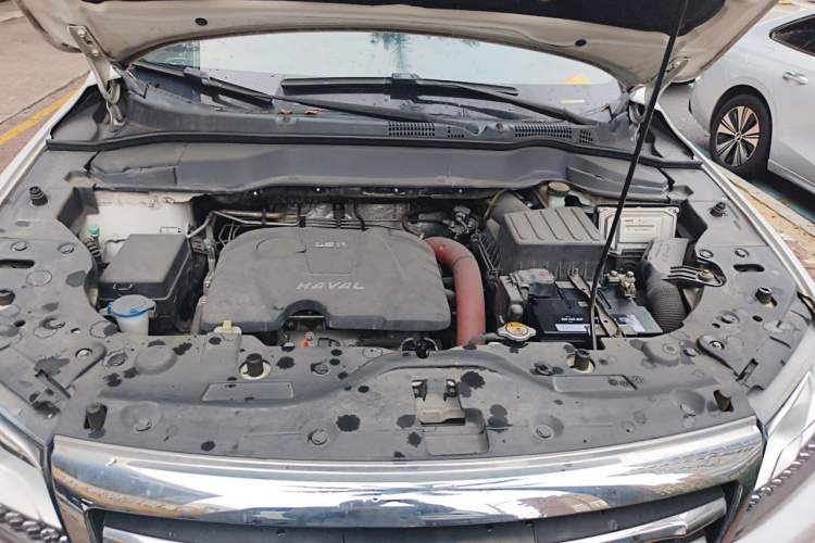 Used Haval H2 2016 Red-Label 1.5T Manual Two-Wheel Drive Luxury Model Engine Bay
