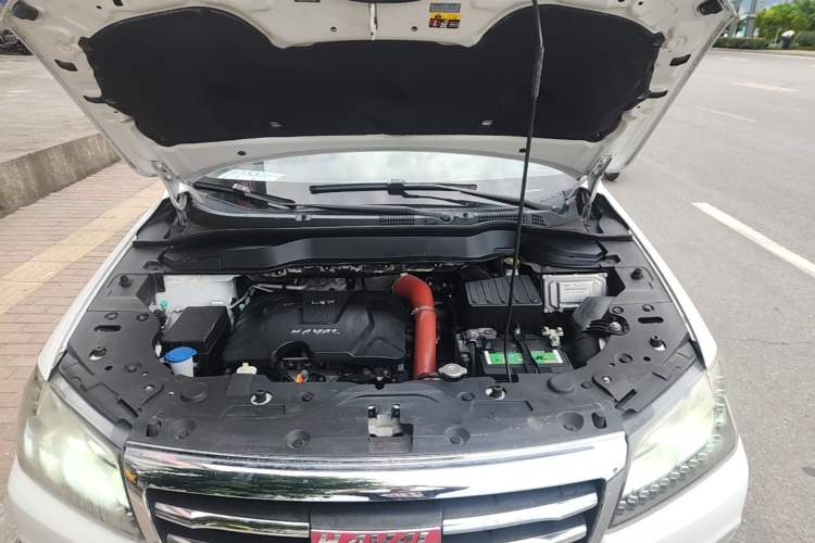 Used Haval H2 2016 Red-Label 1.5T Automatic Two-Wheel Drive Luxury Model Engine Bay