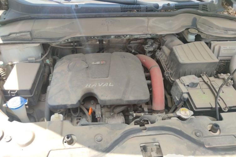 Used Haval H2 2016 Red-Label 1.5T Manual Two-Wheel Drive Luxury Model Engine Bay