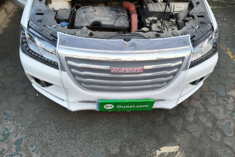 Used Haval H2 2016 Red-Label 1.5T Automatic Two-Wheel Drive Luxury Model Engine Bay
