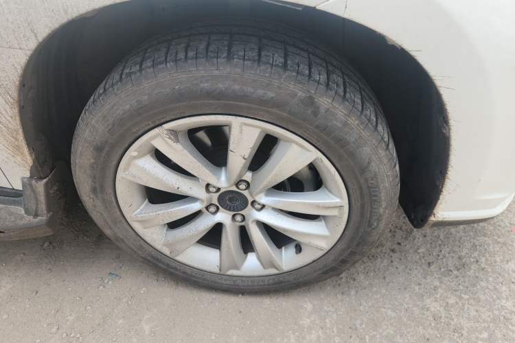 Used Haval H2 2016 Red-Label 1.5T Manual Two-Wheel Drive Comfort Model Exterior 1
