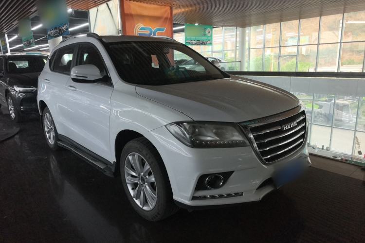 Used Haval H2 2016 Red-Label 1.5T Manual Two-Wheel Drive Comfort Model Exterior 2