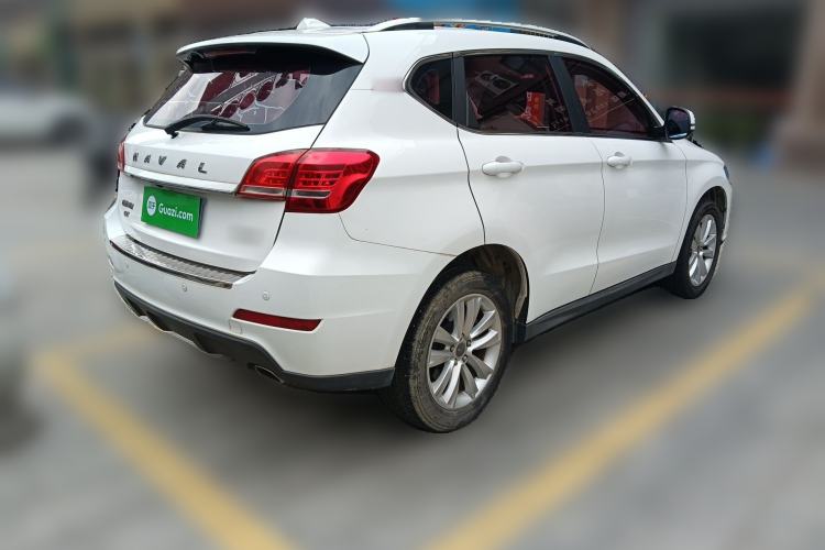Used Haval H2 2016 Red-Label 1.5T Manual Two-Wheel Drive Luxury Model Exterior 5
