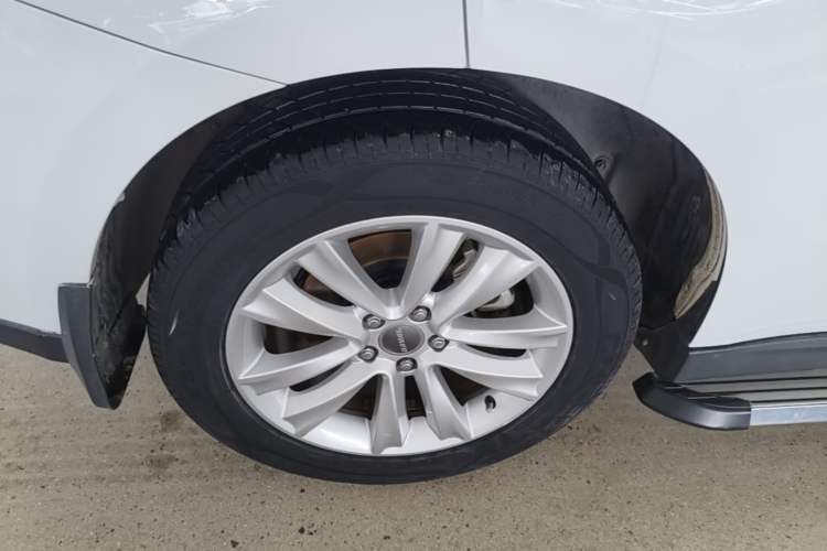 Used Haval H2 2016 Red-Label 1.5T Automatic Two-Wheel Drive Luxury Model Exterior 5