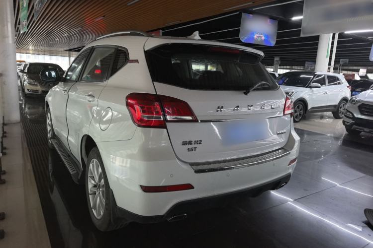 Used Haval H2 2016 Red-Label 1.5T Manual Two-Wheel Drive Comfort Model Exterior 6