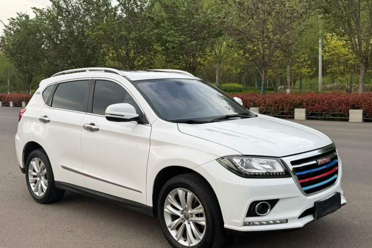 Used Haval H2 2016 Red-Label 1.5T Manual Two-Wheel Drive Luxury Model Exterior 7