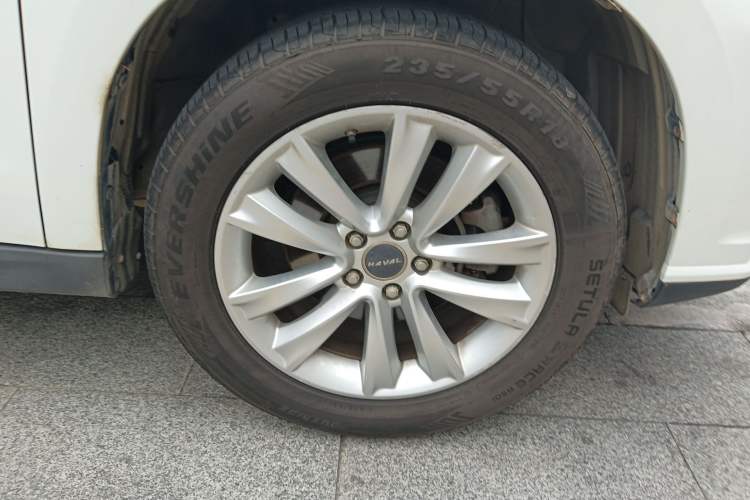 Used Haval H2 2016 Red-Label 1.5T Manual Two-Wheel Drive Luxury Model Exterior 7