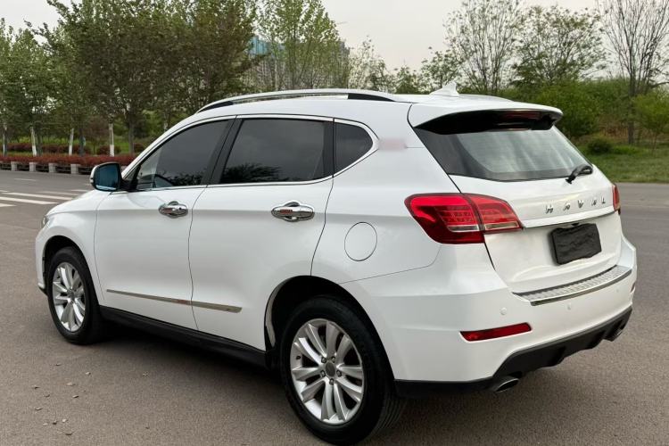 Used Haval H2 2016 Red-Label 1.5T Manual Two-Wheel Drive Luxury Model Exterior 8