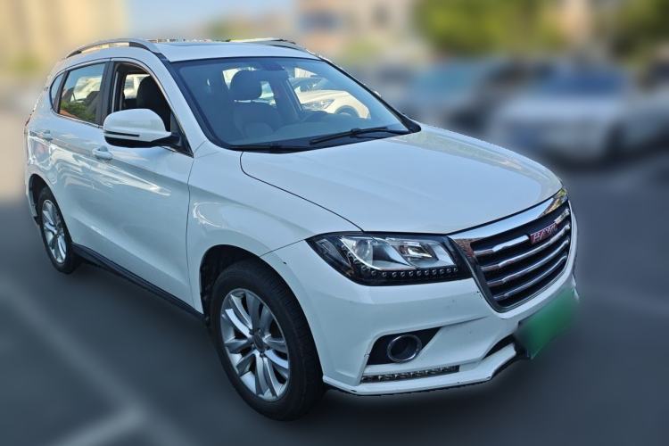Used Haval H2 2016 Red-Label 1.5T Manual Two-Wheel Drive Luxury Model Front Right 45 Deg