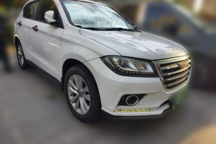 Used Haval H2 2016 Red-Label 1.5T Automatic Two-Wheel Drive Luxury Model Front Right 45 Deg