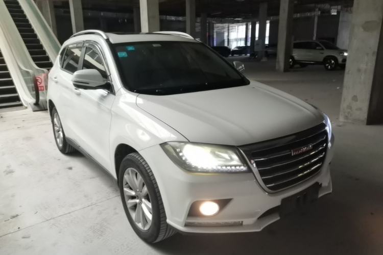 Used Haval H2 2016 Red-Label 1.5T Automatic Two-Wheel Drive Luxury Model Front Right 45 Deg
