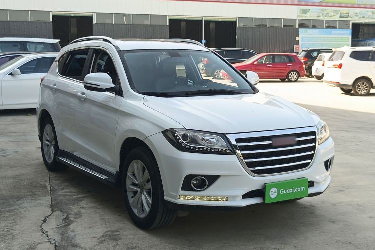 Used Haval H2 2016 Red Label 1.5T Manual Two-Wheel Drive Elite Model Front Right 45 Deg