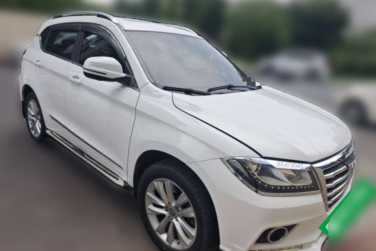 Used Haval H2 2016 Red-Label 1.5T Manual Two-Wheel Drive Luxury Model Front Right 45 Deg