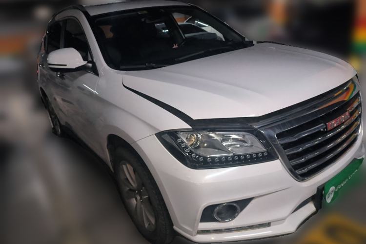 Used Haval H2 2016 Red-Label 1.5T Manual Two-Wheel Drive Luxury Model Front Right 45 Deg