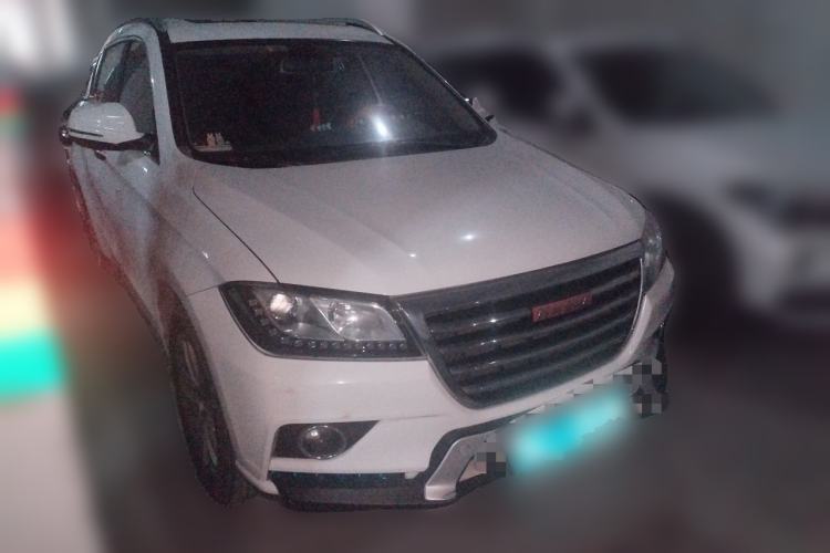 Used Haval H2 2016 Red-Label 1.5T Manual Two-Wheel Drive Luxury Model Front Right 45 Deg