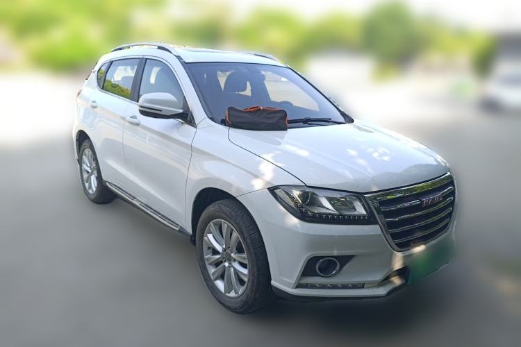 Used Haval H2 2016 Red-Label 1.5T Manual Two-Wheel Drive Luxury Model Front Right 45 Deg