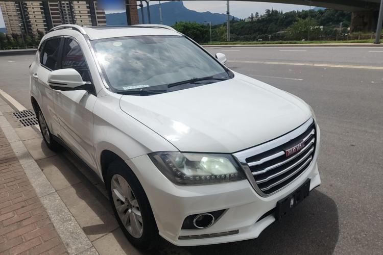 Used Haval H2 2016 Red-Label 1.5T Automatic Two-Wheel Drive Luxury Model Front Right 45 Deg