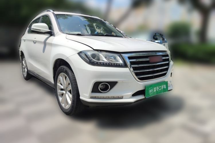 Used Haval H2 2016 Red-Label 1.5T Manual Two-Wheel Drive Luxury Model Front Right 45 Deg