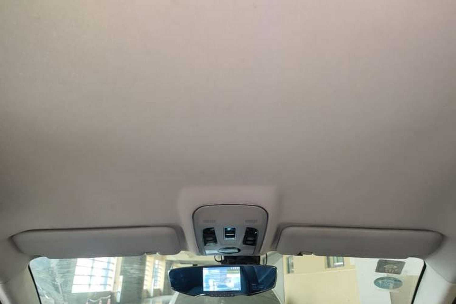 Used Haval H2 2016 Red Label 1.5T Manual Two-Wheel Drive Elite Model Headliner