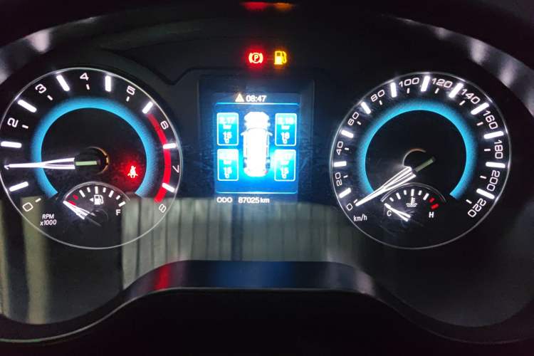 Used Haval H2 2016 Red-Label 1.5T Manual Two-Wheel Drive Luxury Model Instrument Cluster