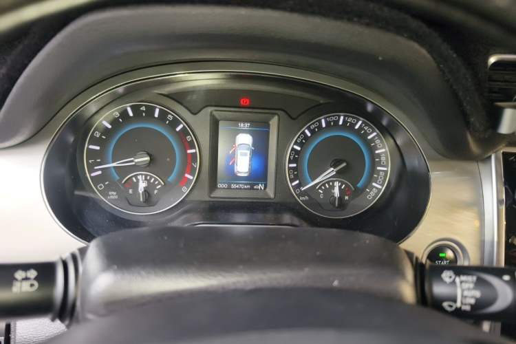 Used Haval H2 2016 Red-Label 1.5T Automatic Two-Wheel Drive Luxury Model Instrument Cluster