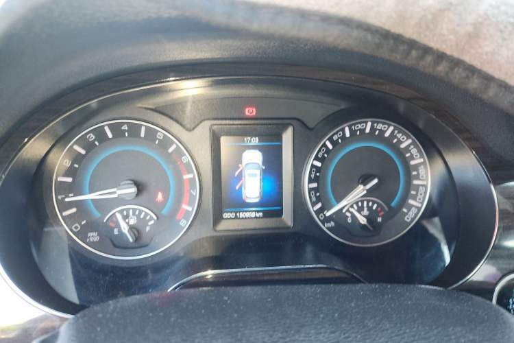 Used Haval H2 2016 Red-Label 1.5T Manual Two-Wheel Drive Luxury Model Instrument Cluster