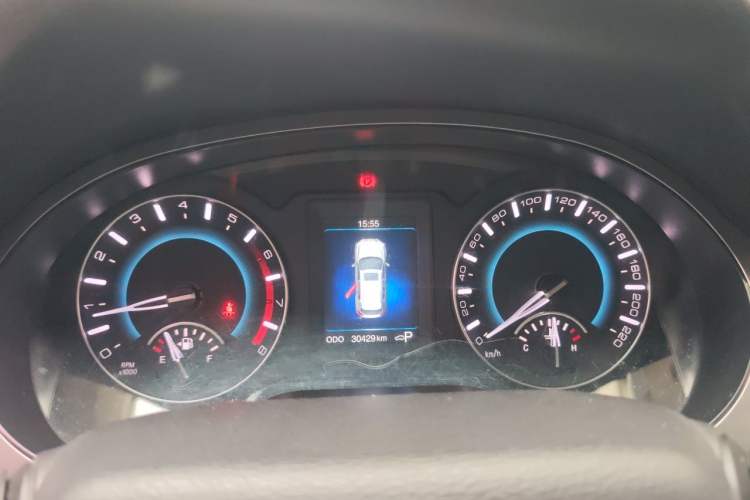 Used Haval H2 2016 Red-Label 1.5T Automatic Two-Wheel Drive Luxury Model Instrument Cluster