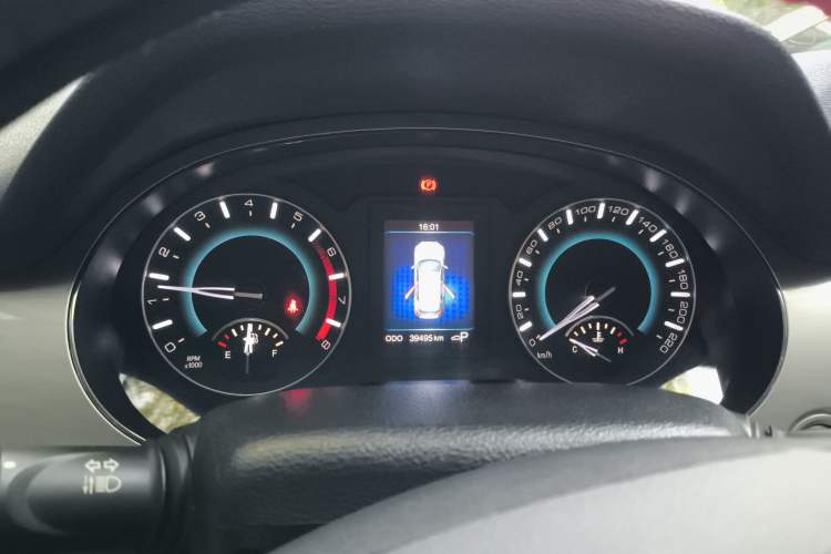 Used Haval H2 2016 Red Label 1.5T Automatic Two-Wheel Drive Elite Model Instrument Cluster