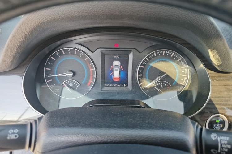 Used Haval H2 2016 Red-Label 1.5T Automatic Two-Wheel Drive Luxury Model Instrument Cluster