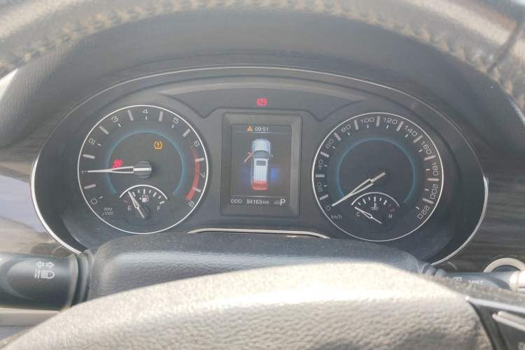Used Haval H2 2016 Red Label 1.5T Automatic Two-Wheel Drive Elite Model Instrument Cluster