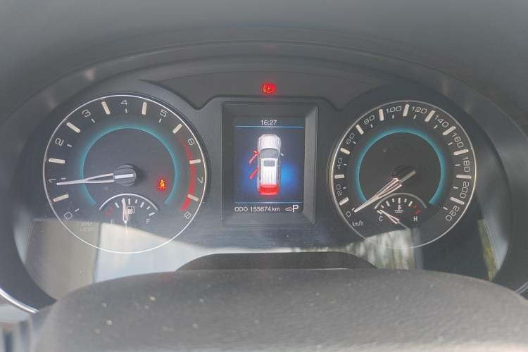 Used Haval H2 2016 Red-Label 1.5T Automatic Two-Wheel Drive Luxury Model Instrument Cluster