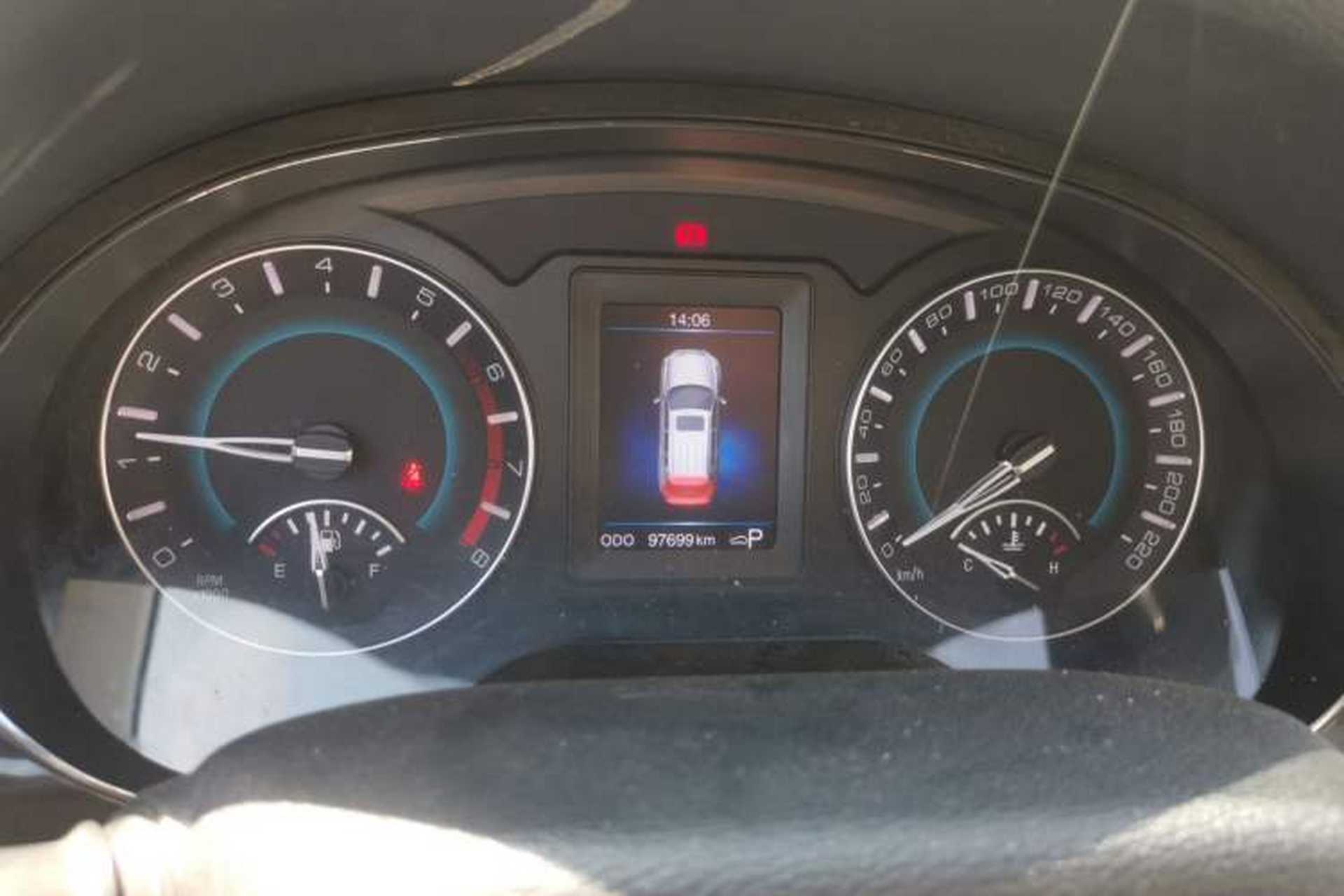 Used Haval H2 2016 Red Label 1.5T Automatic Two-Wheel Drive Elite Model Instrument Cluster