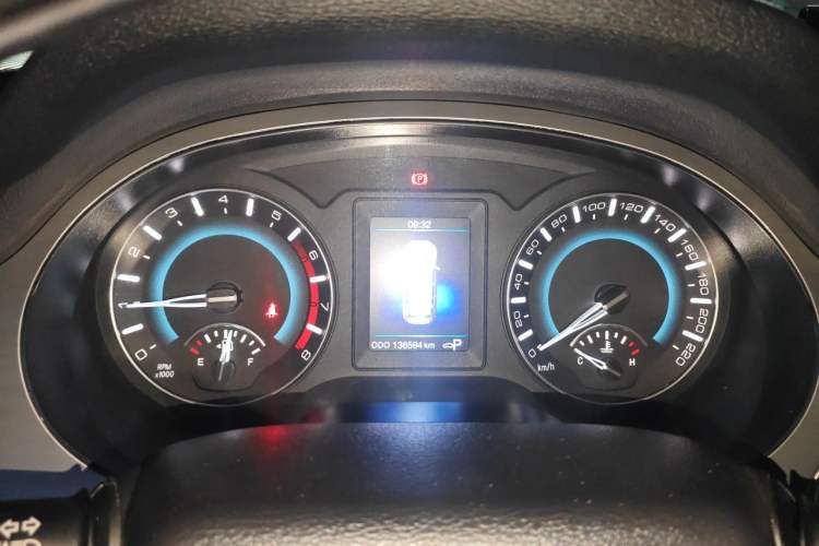 Used Haval H2 2016 Red-Label 1.5T Automatic Two-Wheel Drive Luxury Model Instrument Cluster