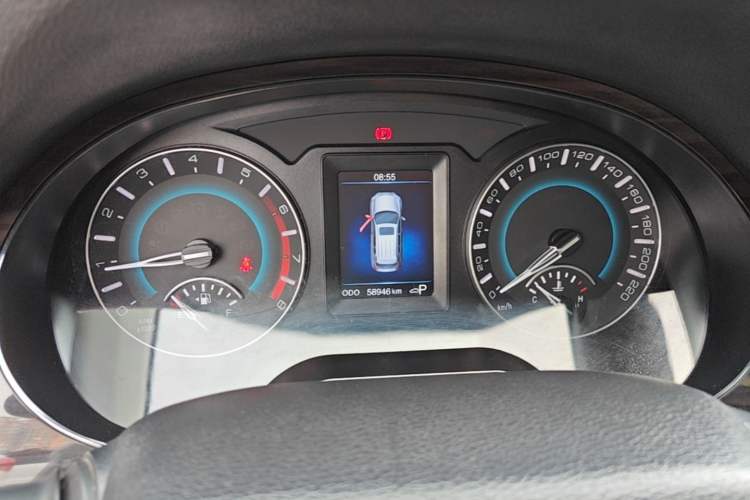Used Haval H2 2016 Red-Label 1.5T Automatic Two-Wheel Drive Luxury Model Instrument Cluster