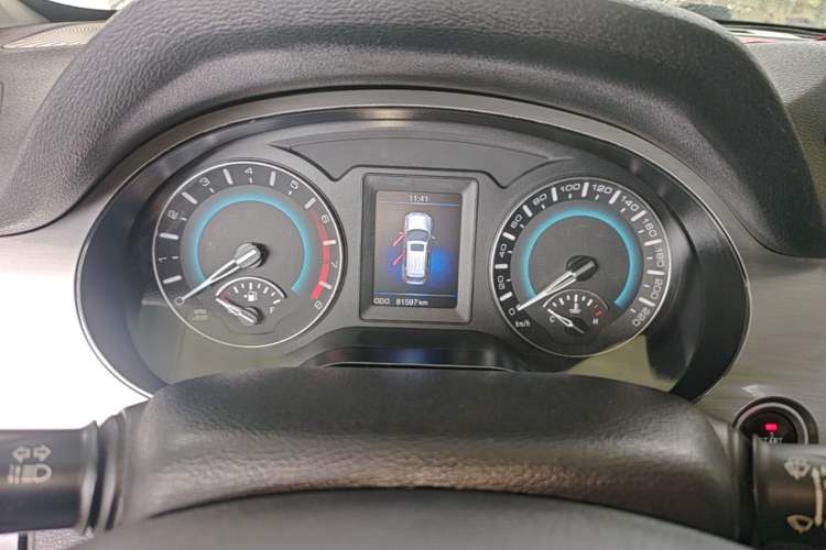 Used Haval H2 2016 Red Label 1.5T Automatic Two-Wheel Drive Elite Model Instrument Cluster