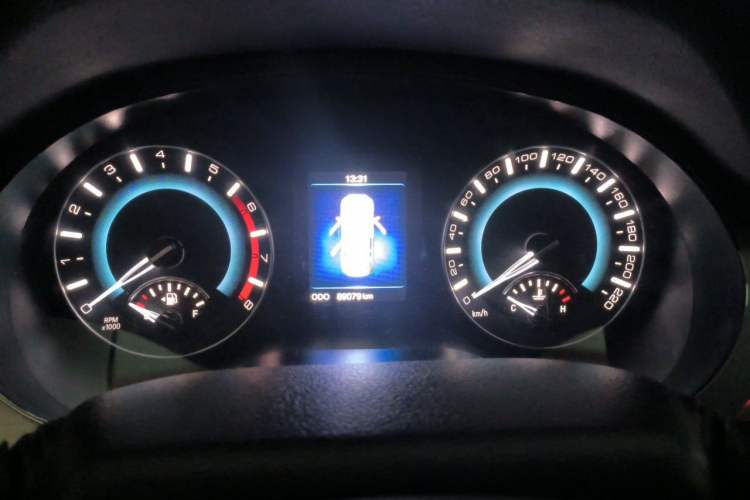 Used Haval H2 2016 Red-Label 1.5T Automatic Two-Wheel Drive Luxury Model Instrument Cluster