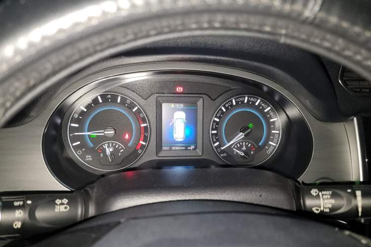 Used Haval H2 2016 Red-Label 1.5T Automatic Two-Wheel Drive Luxury Model Instrument Cluster
