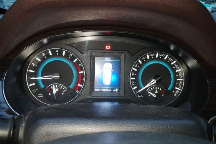 Used Haval H2 2016 Red Label 1.5T Automatic Two-Wheel Drive Elite Model Instrument Cluster