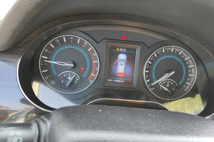 Used Haval H2 2016 Red Label 1.5T Manual Two-Wheel Drive Urban Edition Instrument Cluster