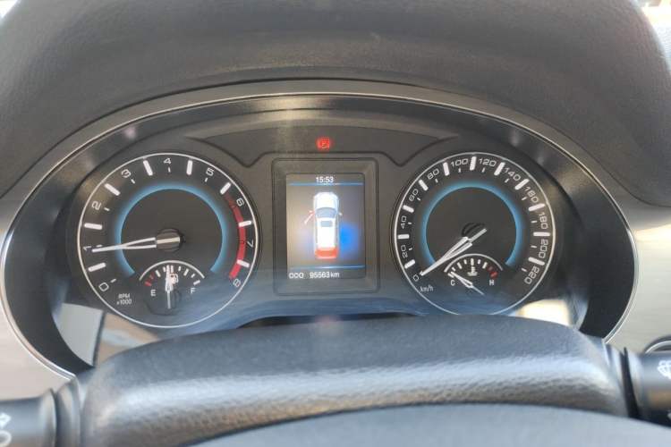 Used Haval H2 2016 Red Label 1.5T Manual Two-Wheel Drive Elite Model Instrument Cluster