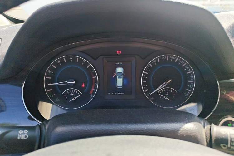Used Haval H2 2016 Red Label 1.5T Manual Two-Wheel Drive Elite Model Instrument Cluster